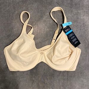NWT Bali Smoothing bra unpaddedd underwire 36C